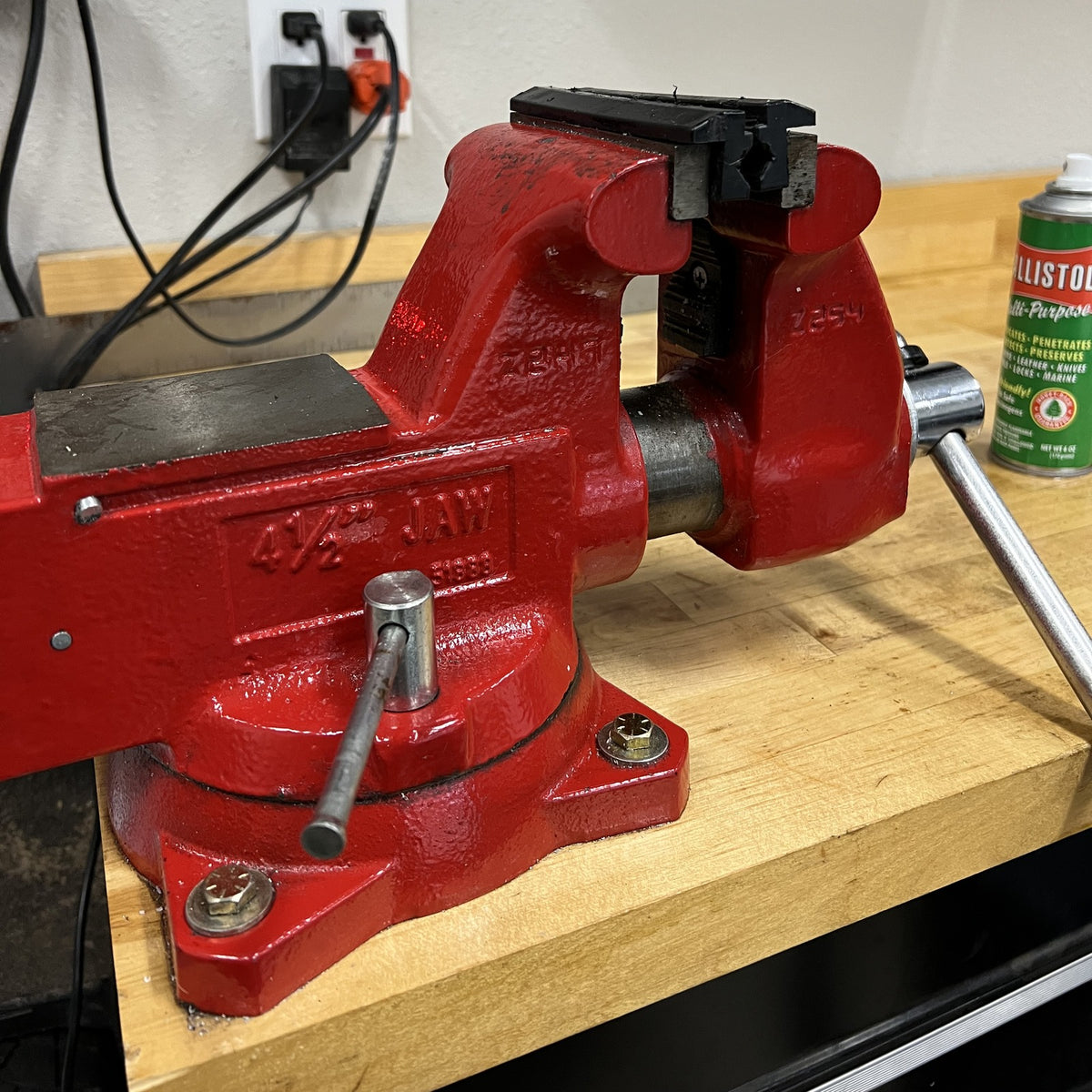 Craftsman Pro 4-1/2" vise (951888) with Zed0 soft jaws